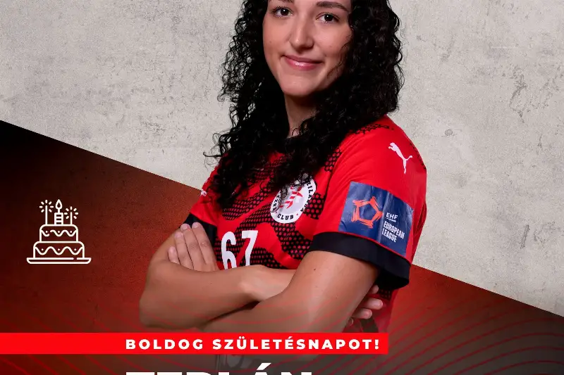  BOLDOG SZÜLETÉSNAPOT  TEPLÁN KORINA