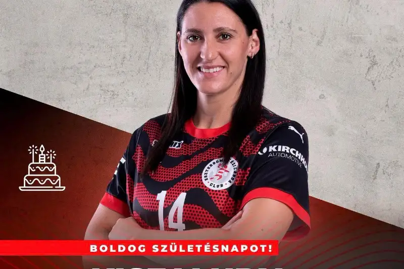  BOLDOG SZÜLETÉSNAPOT  KISFALUDY ANETT