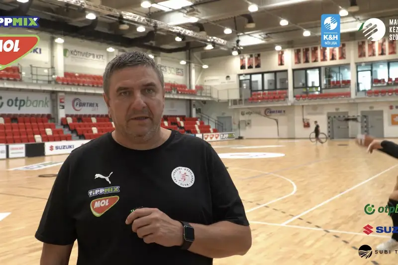  VÁC I BEHARANGOZÓ  ELEK GÁBOR I 0905