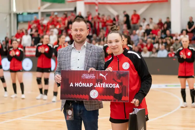 MAJOROS KLAUDIAA HÓNAP JÁTÉKOSA